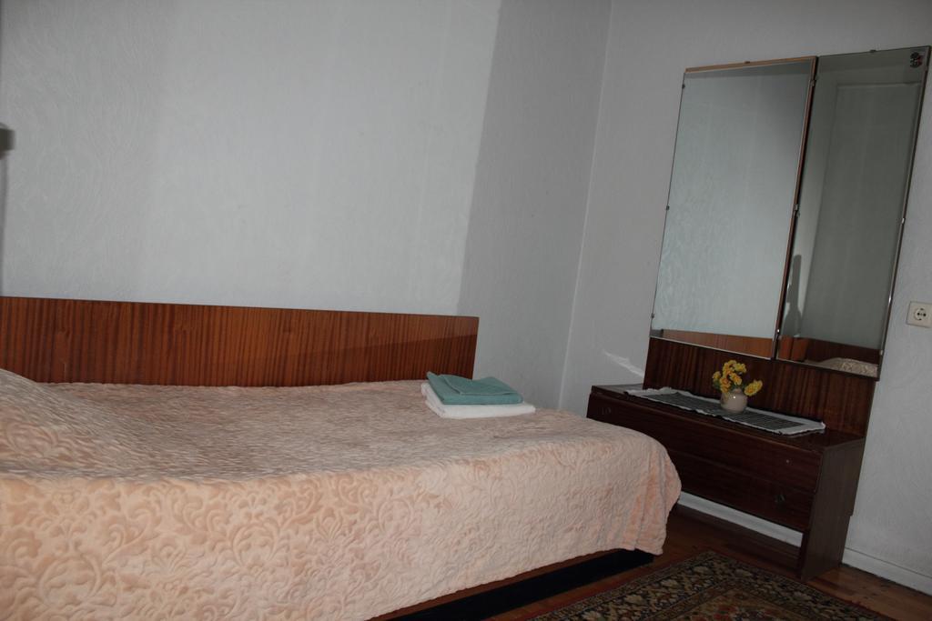 Hotell Paeaesuke Jõhvi الغرفة الصورة