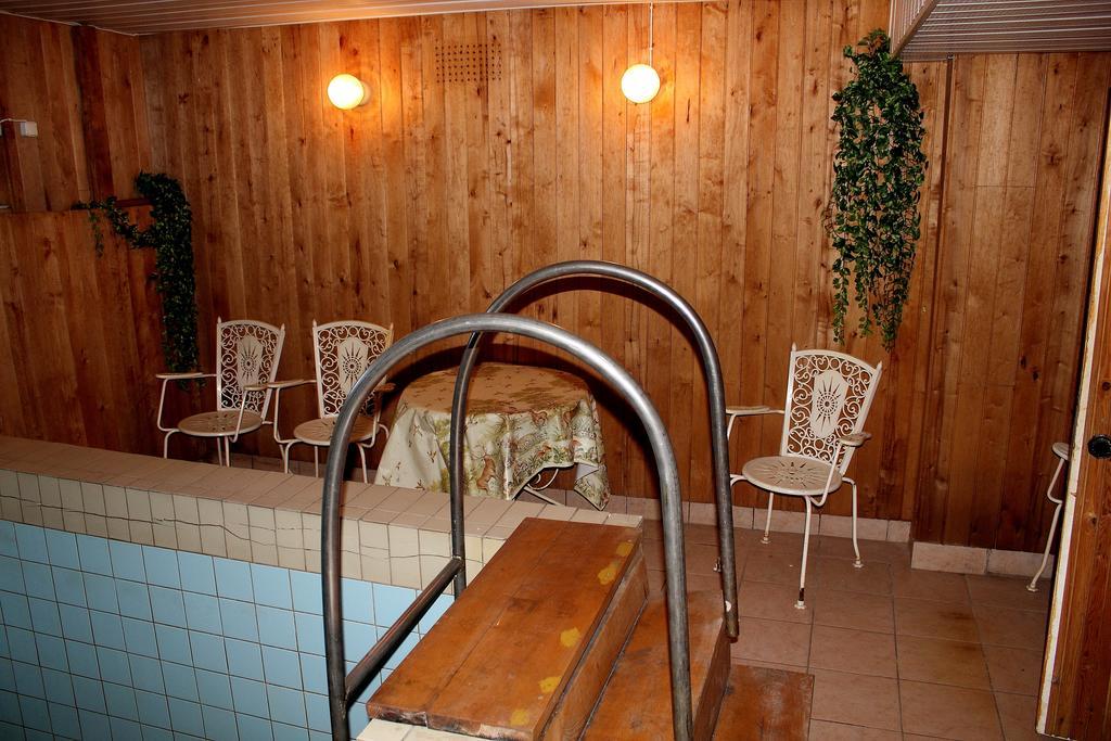 Hotell Paeaesuke Jõhvi المظهر الخارجي الصورة